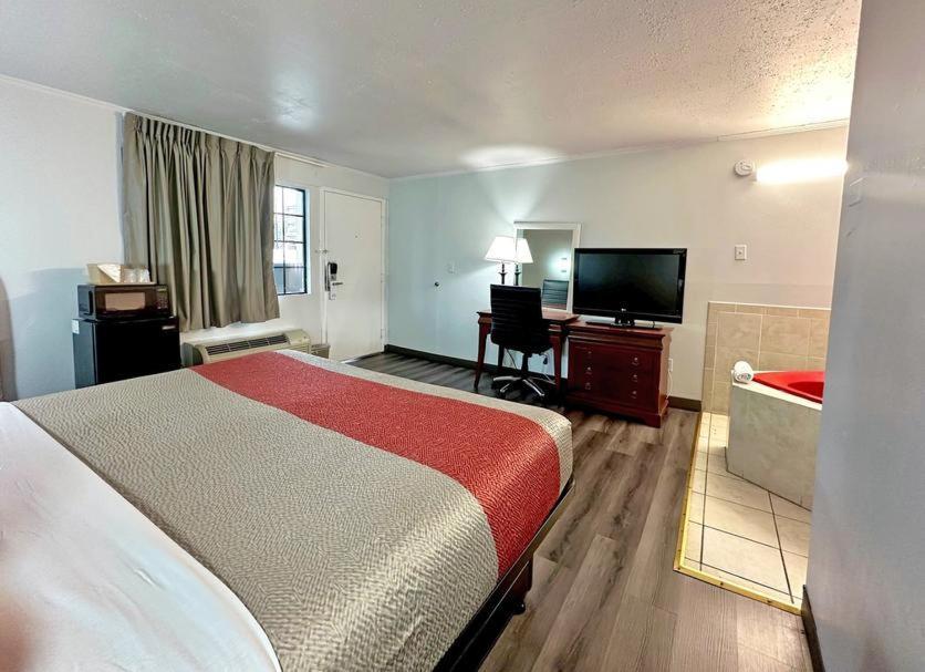 Red Carpet Inn - Stamford Dış mekan fotoğraf